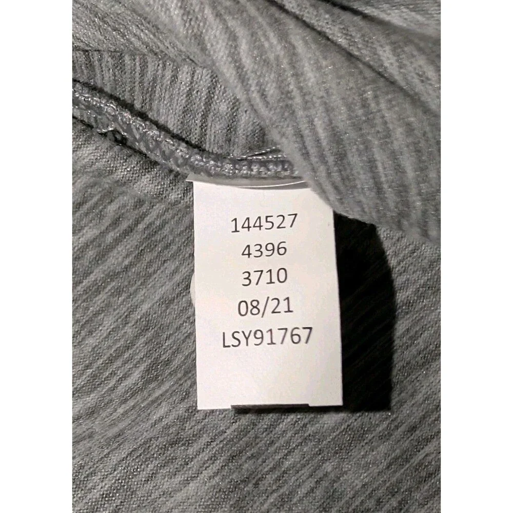 Yogalicious Lux Cropped Hoodie Gray White Camo Size XL Thumb Holes NEW NWT - Picture 10 of 10